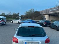 Gebraucht Peugeot 206 75 PS (55 kW) 2005 Silber Kleinwagen