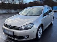 Gebraucht VW Golf VI 103 PS (75 kW) 2011 Grau Kleinwagen