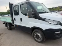 Gebraucht Iveco Daily 126 PS (92 kW) 2015 Weiß Limousine