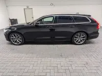 Second-hand Volvo V90 Momentum 254 CP (186 kW) 2020 Negru Break