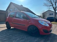Gebraucht Renault Twingo 58 PS (42 kW) 2009 Rot Kleinwagen
