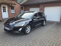 Gebraucht Ford Focus Titanium 120 PS (88 kW) 2018 Schwarz Kombi