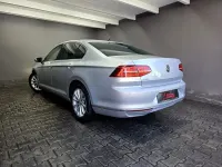 Gebraucht VW Passat Highline 150 PS (110 kW) 2015 Silber Limousine