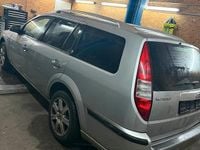 Gebraucht Ford Mondeo Ghia 146 PS (107 kW) 2005 Grau Kombi