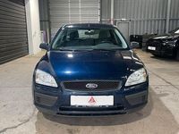 Gebraucht Ford Focus Trend 109 PS (80 kW) 2005 Blau Limousine