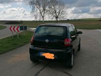 Gebraucht VW Fox 75 PS (55 kW) 2006 Schwarz Kleinwagen