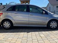 Gebraucht Mercedes B170 116 PS (85 kW) 2005 Silber Van / Kleinbus