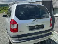 Second-hand Opel Zafira 125 CP (91 kW) 2003 Argintiu Monovolum