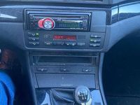 Gebraucht BMW 323 170 PS (125 kW) 1999 Silber Limousine