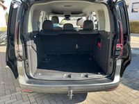 Gebraucht VW Caddy Style 122 PS (89 kW) 2023 Grau Van / Kleinbus