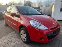 Gebraucht Renault Clio III 75 PS (55 kW) 2014 Rot