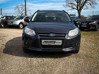 Gebraucht Ford Focus Trend 125 PS (91 kW) 2011 Grau Kombi