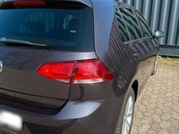 Second-hand VW Golf VII LOUNGE 110 CP (80 kW) 2015 Gri Berlinǎ