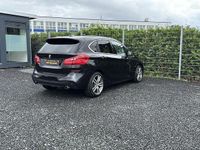 Gebraucht BMW 220 Active Tourer Basis 190 PS (139 kW) 2015 Schwarz Van / Kleinbus