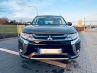 gebraucht Mitsubishi Outlander P-HEV PLUS 2.0 MIVEC PHEV 4WD