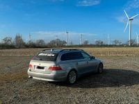 Gebraucht BMW 525 177 PS (130 kW) 2005 Grau Kombi