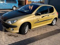 Gebraucht Peugeot 206 55 PS (40 kW) 2002 Gold Kleinwagen