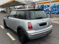 Usata Mini Cooper 116 CV (85 kW) 2003 Argento Utilitaria