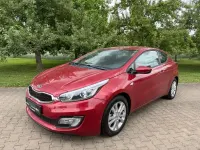 Gebraucht Kia Ceed Platinum Edition 135 PS (99 kW) 2013 Rot Kleinwagen