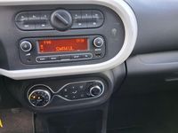Gebraucht Renault Twingo Intens 71 PS (52 kW) 2017 Weiß Kleinwagen