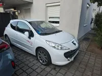 Gebraucht Peugeot 207 150 PS (110 kW) 2008 Weiß Kleinwagen