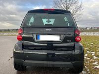 Gebraucht Smart ForTwo Coupé 61 PS (44 kW) 2011 Schwarz Coupé
