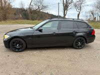 Gebraucht BMW 320 177 PS (130 kW) 2007 Schwarz Kombi