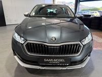 Gebraucht Skoda Octavia Scout 4x4 200 PS (147 kW) 2021 Grau Kombi