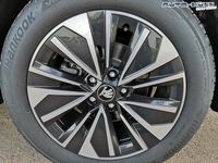 Neu Skoda Superb Selection 193 PS (141 kW) 2025 Pebble silber metallic Kombi