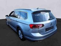 Gebraucht VW Passat R-line 200 PS (147 kW) 2023 Pyrit silber Kombi
