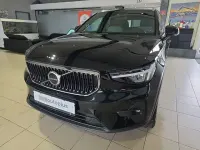 Gebraucht Volvo XC40 Core 129 PS (94 kW) 2022 Onyx black SUV