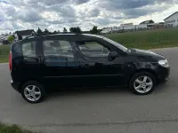 Gebraucht Skoda Roomster Active 90 PS (66 kW) 2013 Schwarz Van / Kleinbus