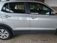 Gebraucht VW T-Cross 95 PS (69 kW) 2022 Silber SUV