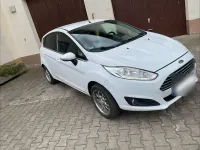 Gebraucht Ford Fiesta 82 PS (60 kW) 2013 Weiß Kleinwagen