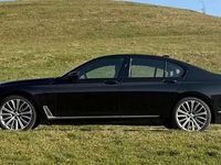 Gebraucht BMW 740 Shadowline 320 PS (235 kW) 2016 Schwarz Limousine