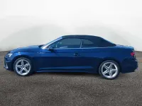 Gebraucht Audi A5 Cabriolet Ambiente 204 PS (150 kW) 2022 Navarrablau metallic Cabrio