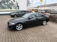 Gebraucht BMW 325 204 PS (150 kW) 2010 Schwarz Coupé