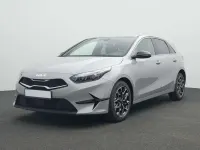 Używany Kia Ceed 101 KM (74 kW) 2025 Szary Hatchback