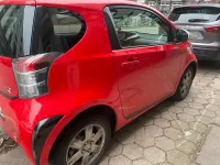 Gebraucht Toyota iQ 68 PS (50 kW) 2009 Rot Kleinwagen
