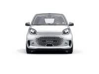Gebraucht Smart ForTwo Electric Drive Passion 60 kW (82 PS) 2024 Bodypanels in white Cabrio