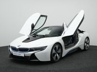 Gebraucht BMW i8 Sport Line 231 PS (169 kW) 2014 Kristallweiss perleff. m. akzent bm Coupé