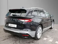 Gebraucht Skoda Enyaq iV Loft 210 kW (286 PS) 2025 Schwarzmagic perleffekt SUV