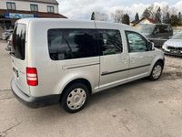 Gebraucht VW Caddy Maxi 140 PS (102 kW) 2011 Silber Van / Kleinbus