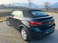 Gebraucht VW T-Roc Cabriolet Style 150 PS (110 kW) 2023 Schwarz Cabrio