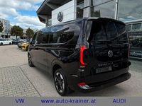 Neu VW T7 Style 150 PS (110 kW) 2026 Schwarz Van