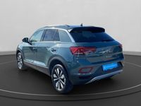 Gebraucht VW T-Roc Move 150 PS (110 kW) 2023 Andere farbe SUV