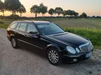 Gebraucht Mercedes E220 Elegance 170 PS (125 kW) 2008 Schwarz Kombi