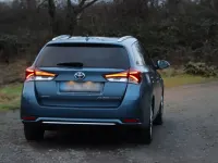 Gebraucht Toyota Auris 137 PS (100 kW) 2016 Blau Kombi