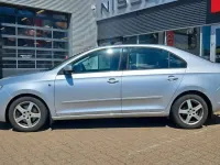 Gebraucht Skoda Rapid Ambition 122 PS (89 kW) 2013 Silber Kleinwagen