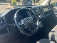 Gebraucht VW Caravelle 150 PS (110 kW) 2019 Schwarz Van / Kleinbus